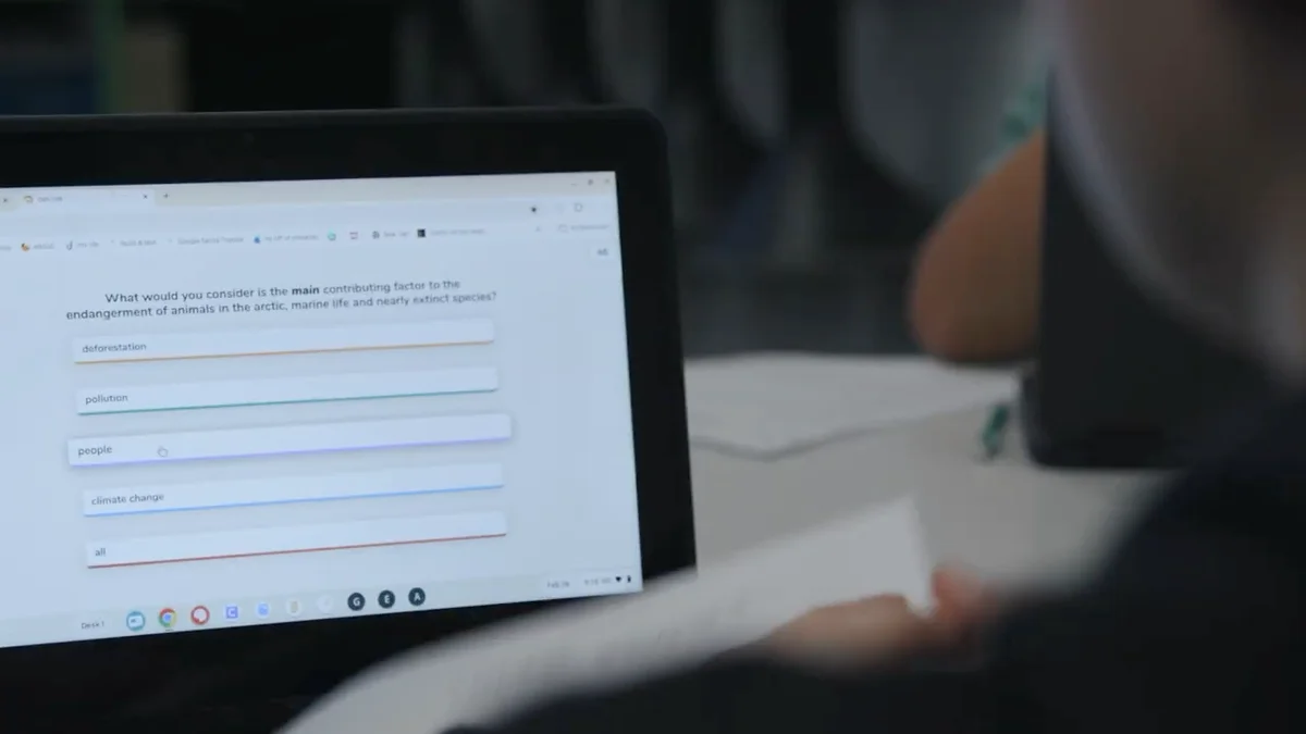Curipod interactive quiz showing a multiple-choice question about factors contributing to animal endangerment with a clean, light-mode interface.